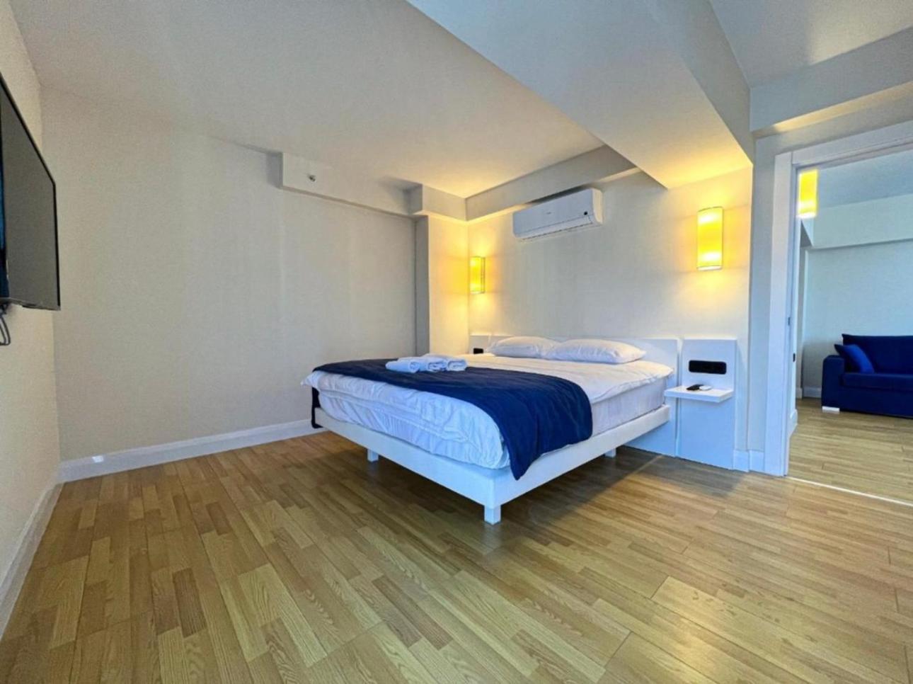 Orbi City Apartment With Sea View 바투미 외부 사진