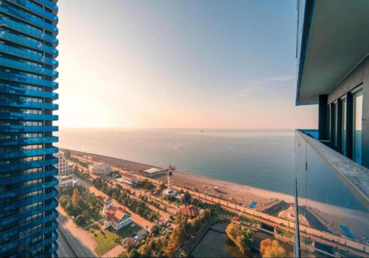Orbi City Apartment With Sea View 바투미 외부 사진