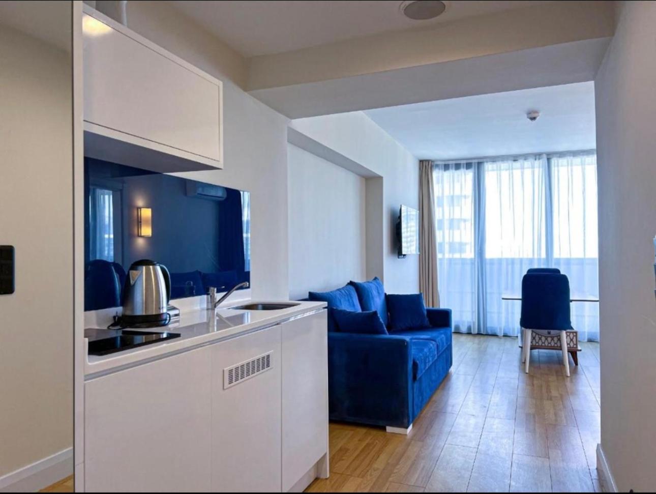 Orbi City Apartment With Sea View 바투미 외부 사진