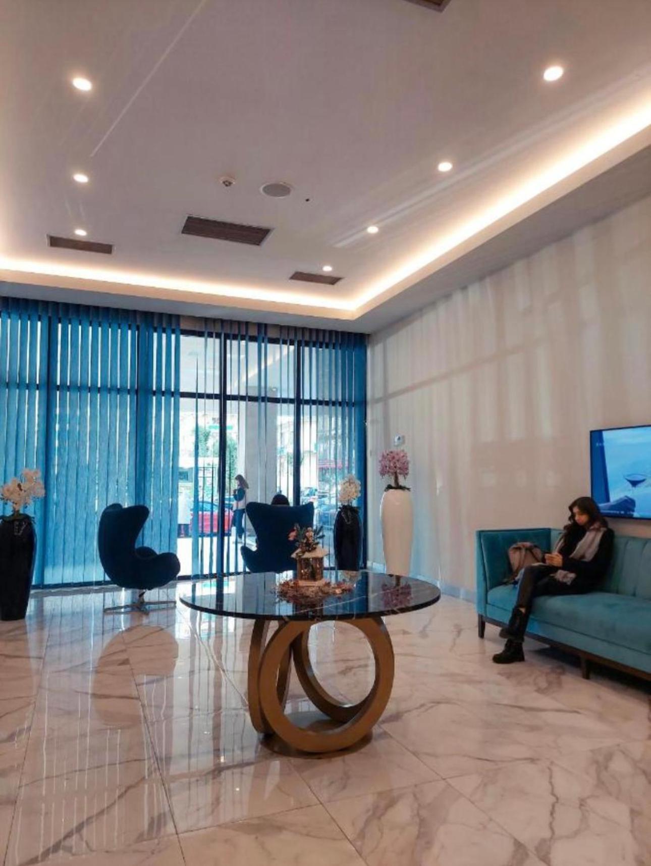 Orbi City Apartment With Sea View 바투미 외부 사진