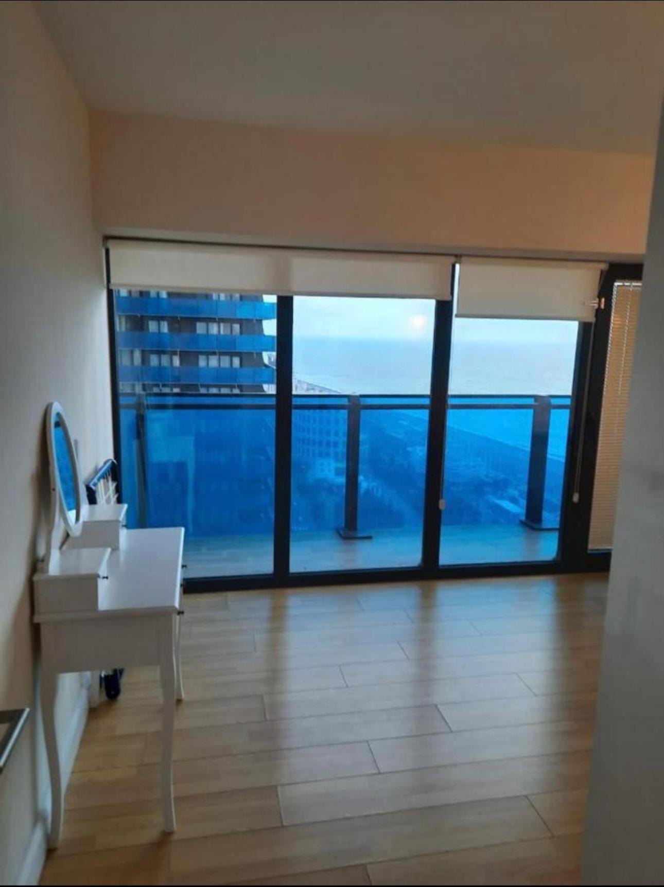 Orbi City Apartment With Sea View 바투미 외부 사진