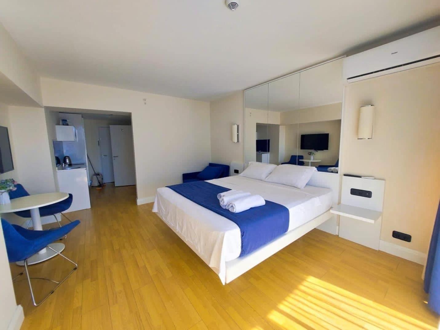 Orbi City Apartment With Sea View 바투미 외부 사진