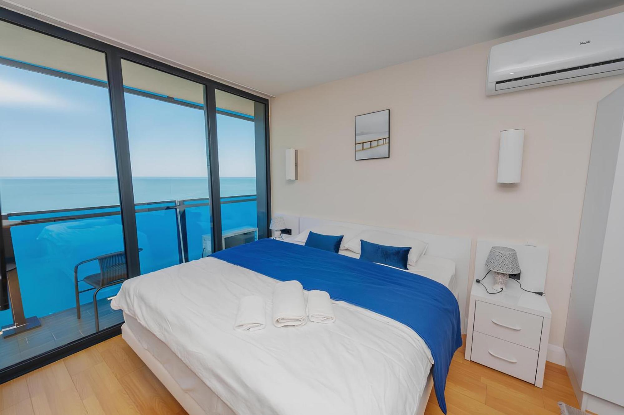 Orbi City Apartment With Sea View 바투미 외부 사진